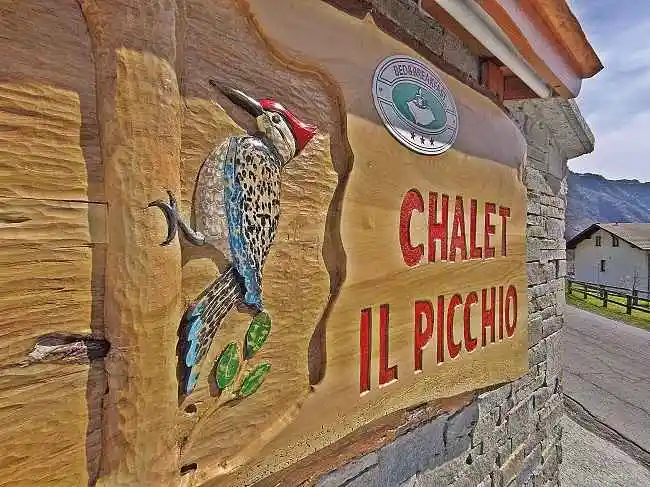 Bed & breakfast chalet il Picchio offers and price